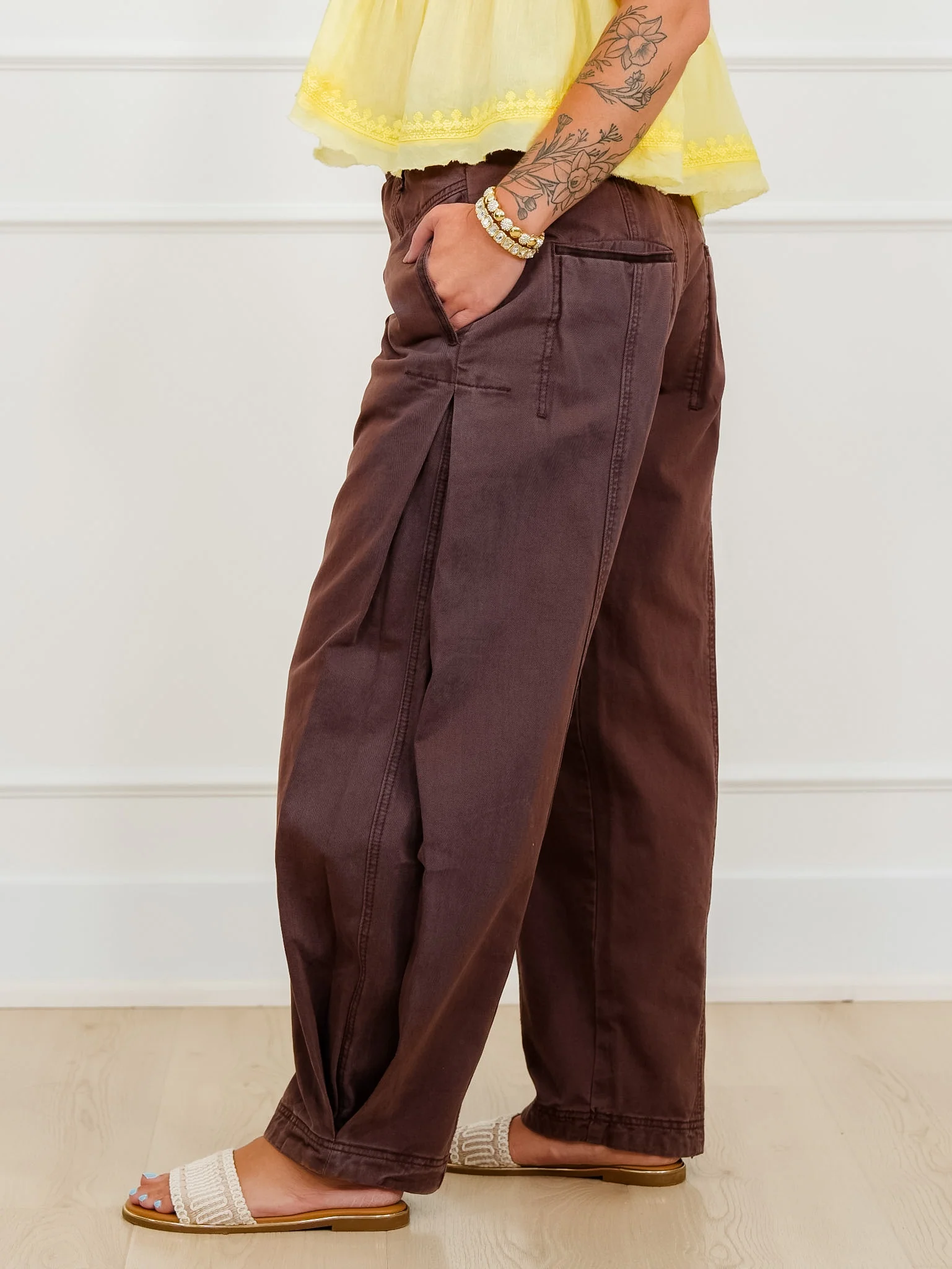 Brown High Waist Pants with Side Pleats - Image 2