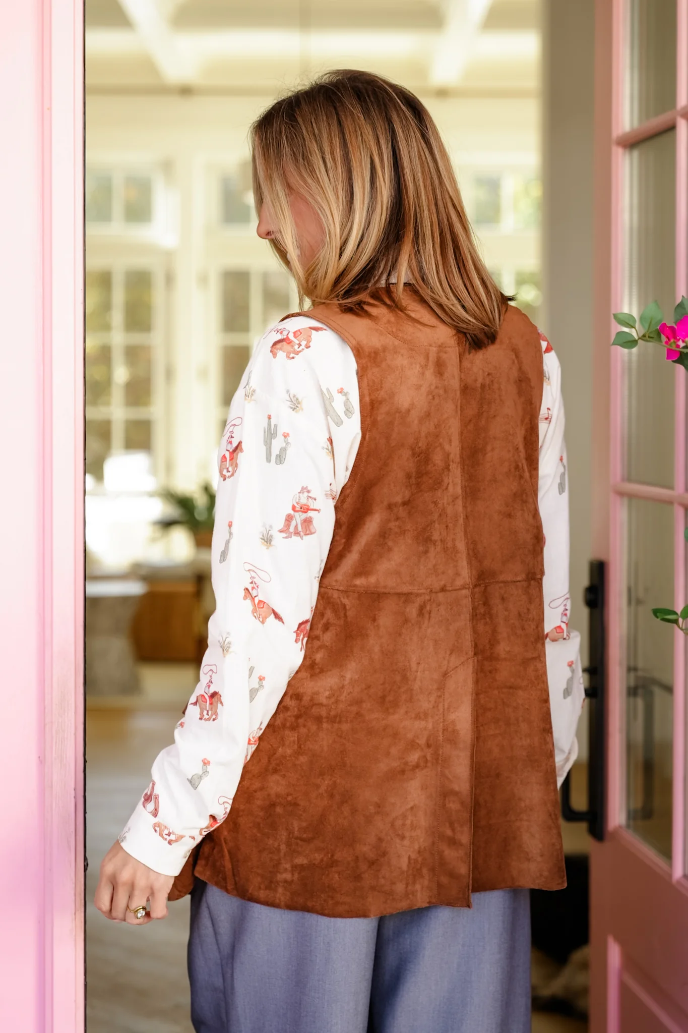 Vegan Suede Western-Style Vest with Stitching Accent - Image 4