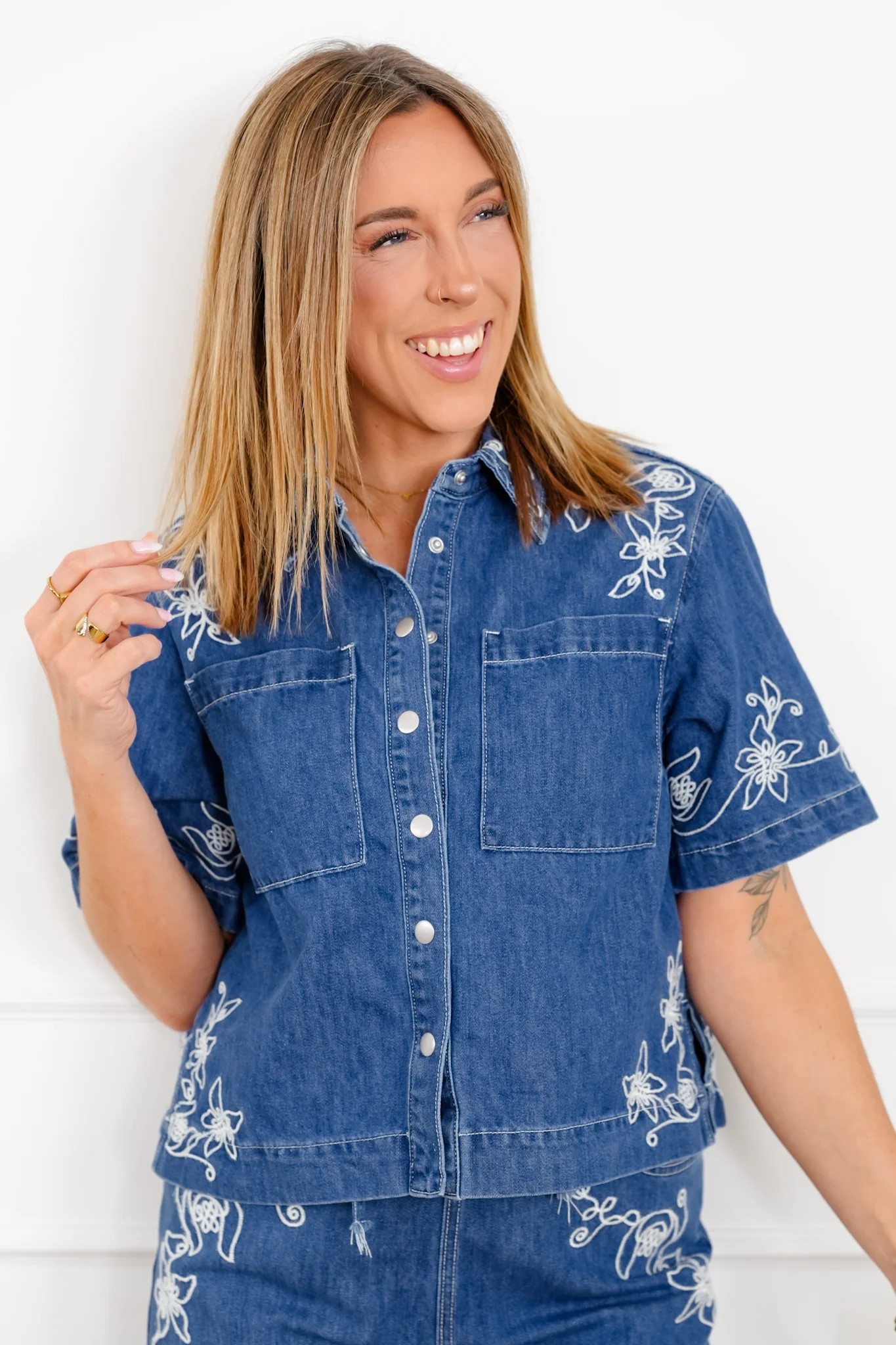 Floral Embroidered Medium Wash Short Sleeve Top and Pants Set - Image 2