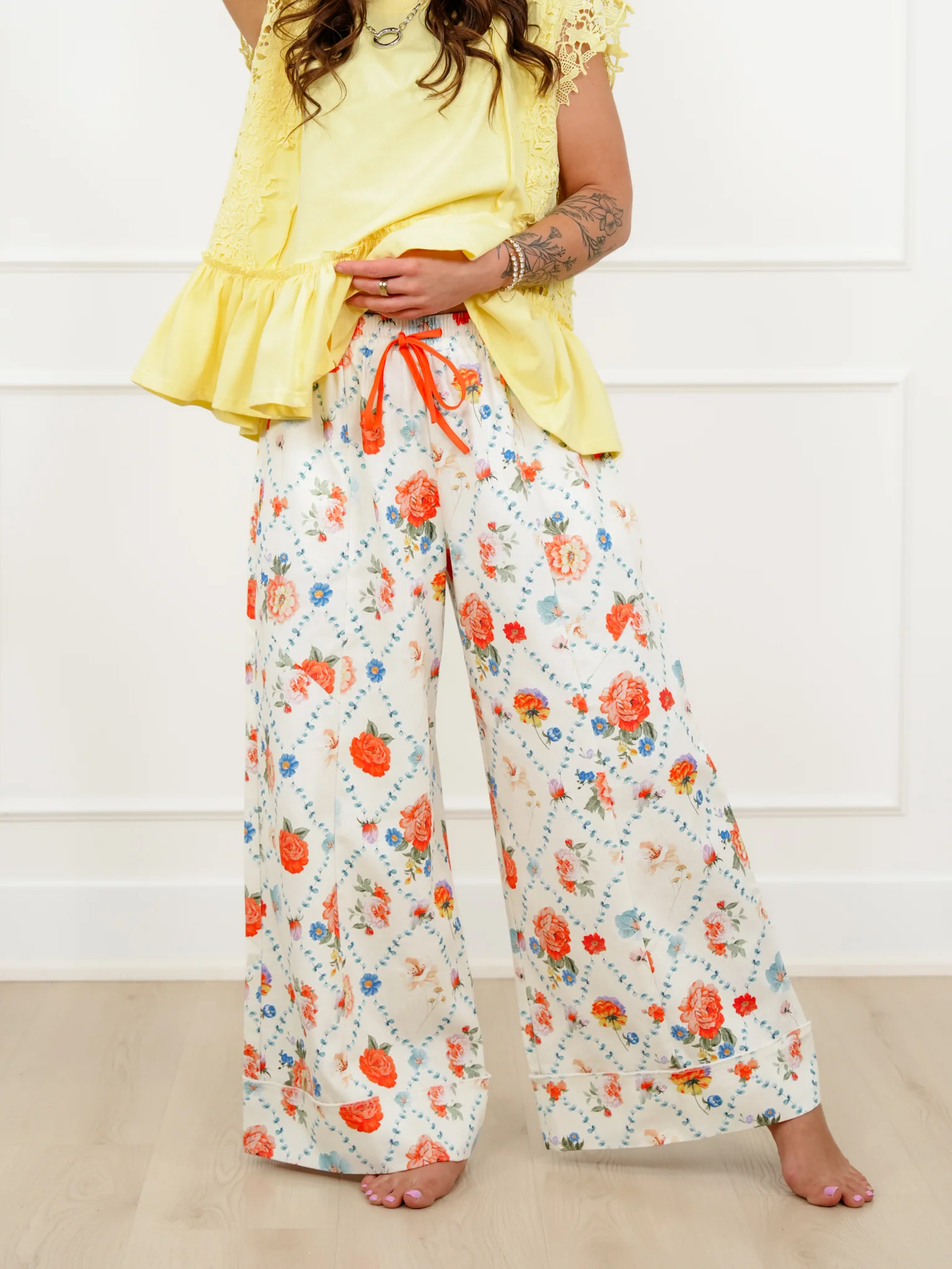 Flower Print Elastic Waist Wide Leg Pants - Image 4