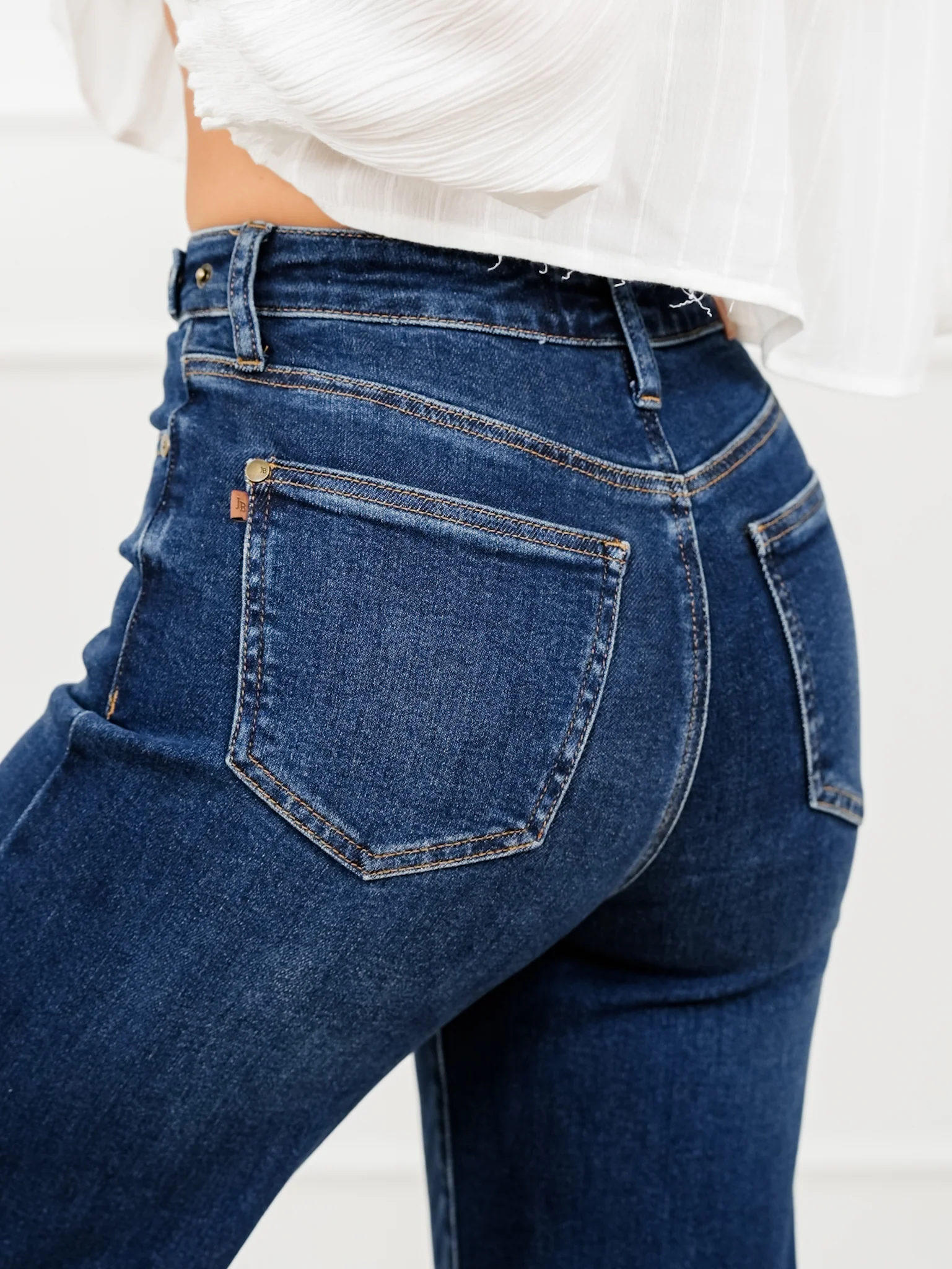 Judy Blue The Levi High Rise Dark Wash Petite/Reg Retro Wide Leg Jeans with Adjustable Waistband Tabs - Image 3