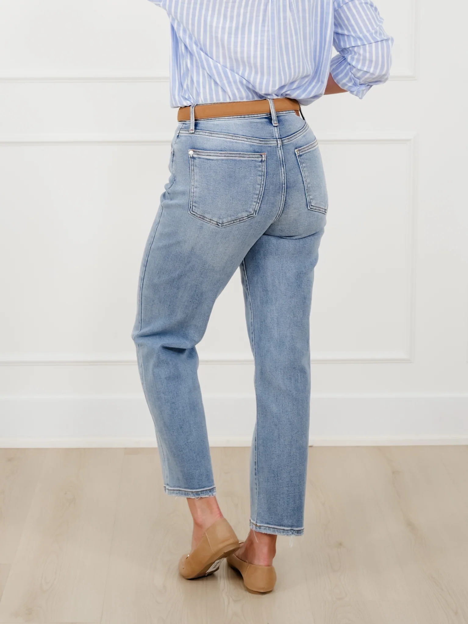 Judy Blue High Rise Light Wash Straight Leg Ankle Jeans - Image 2