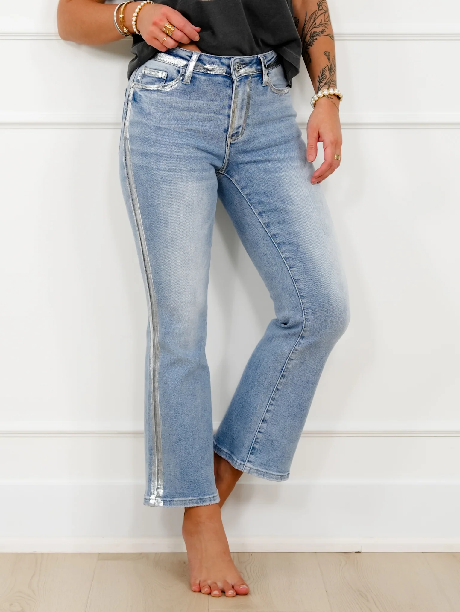 Judy Blue Mid Rise Light Wash Kick Flare Jeans with Foiled Seams - Image 7