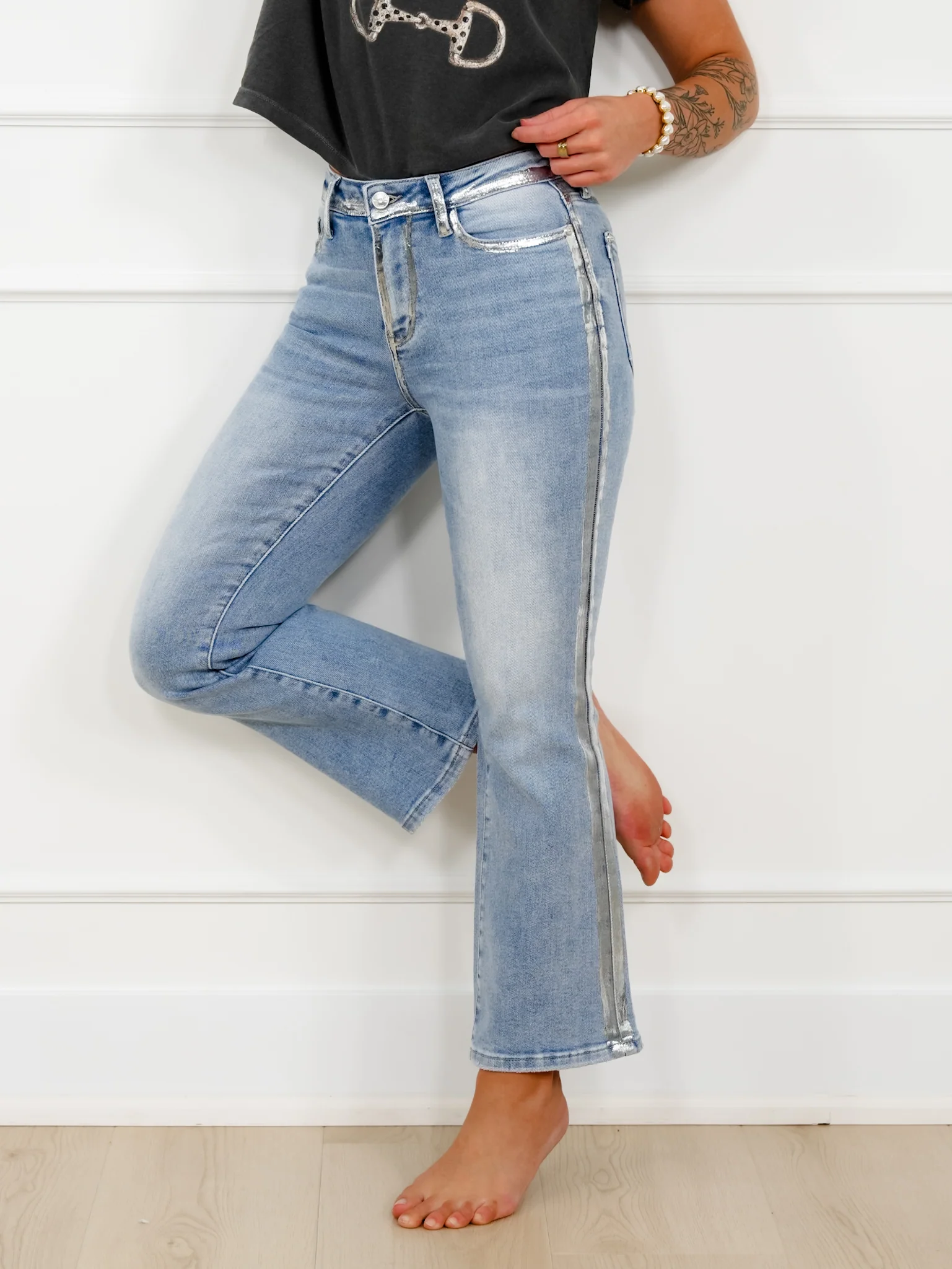 Judy Blue Mid Rise Light Wash Kick Flare Jeans with Foiled Seams - Image 8