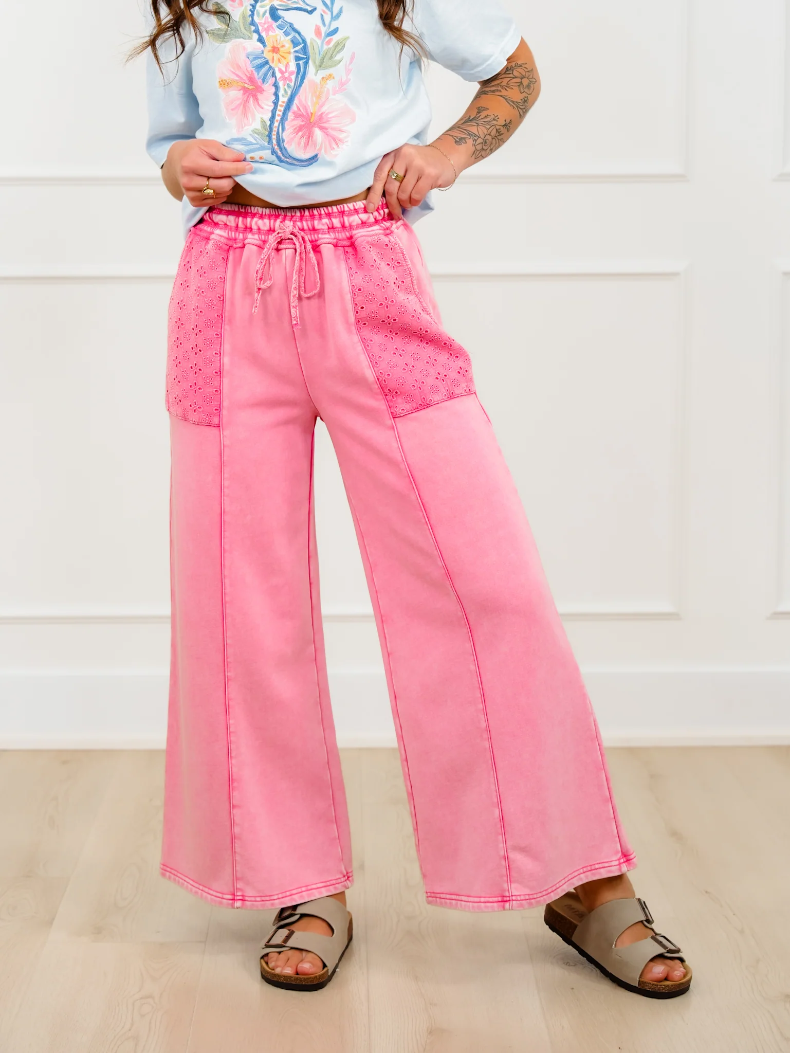 Mineral Wash Elastic Waist Pants with Eyelet Pockets - Image 8