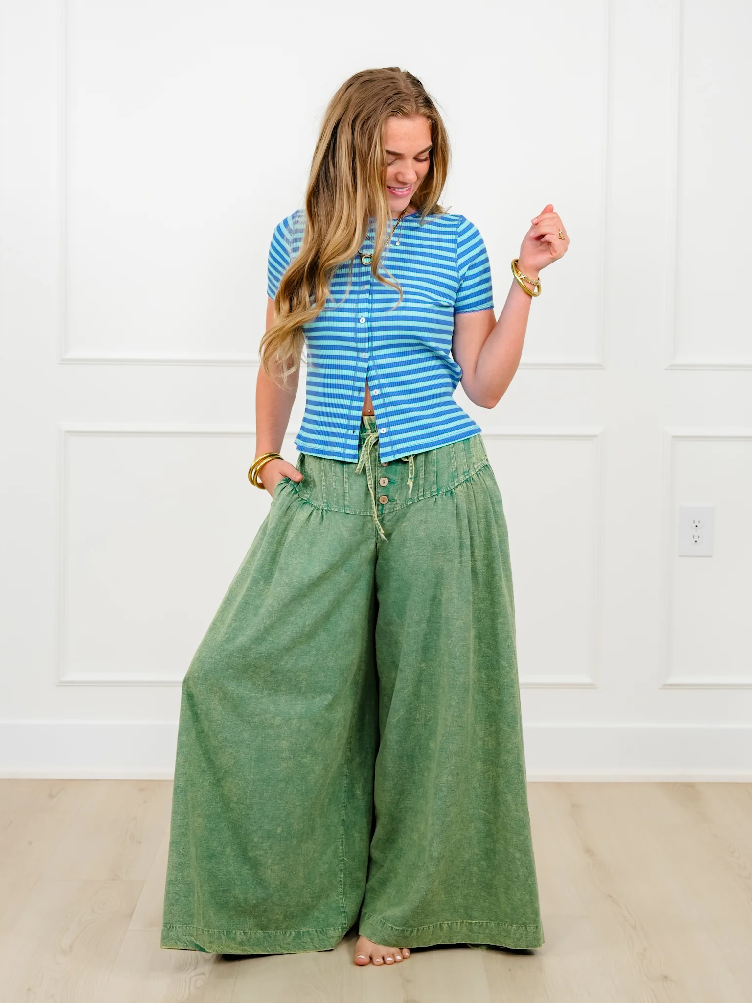 Mineral Wash Elastic Waist Wide Leg Pants - Image 9