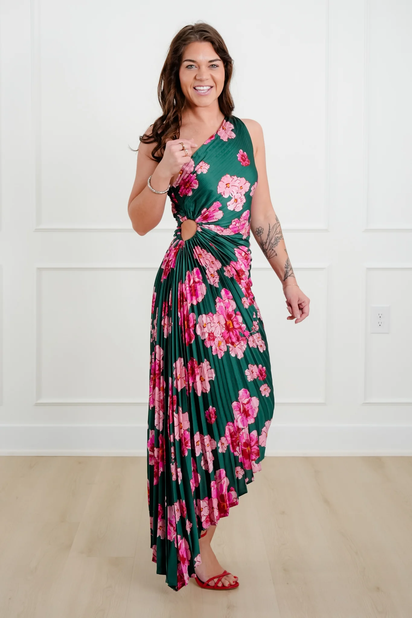 Off The Shoulder Floral Print Pleated Maxi Dress - Image 4