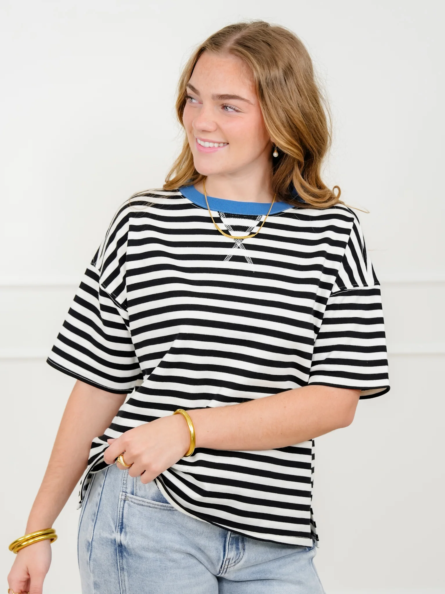 Plus/Reg Black Stripe Short Sleeve Knit Top - Image 4