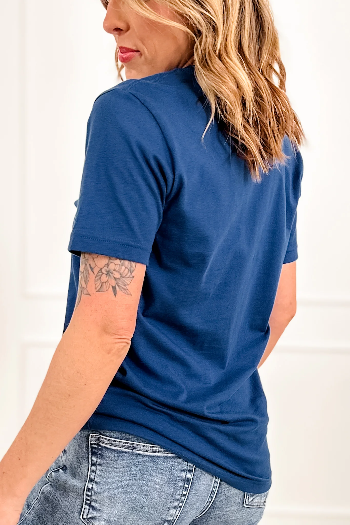 Plus/Reg Short Sleeve Royal Blue "Weekend Hooker" Graphic Tee - Image 5