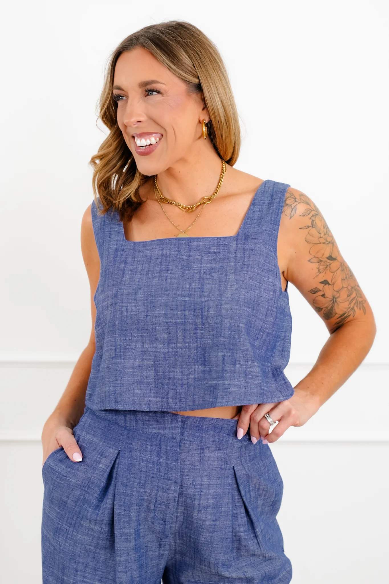 Sleeveless Square Neck Top and Pleated Pants Set - Image 2