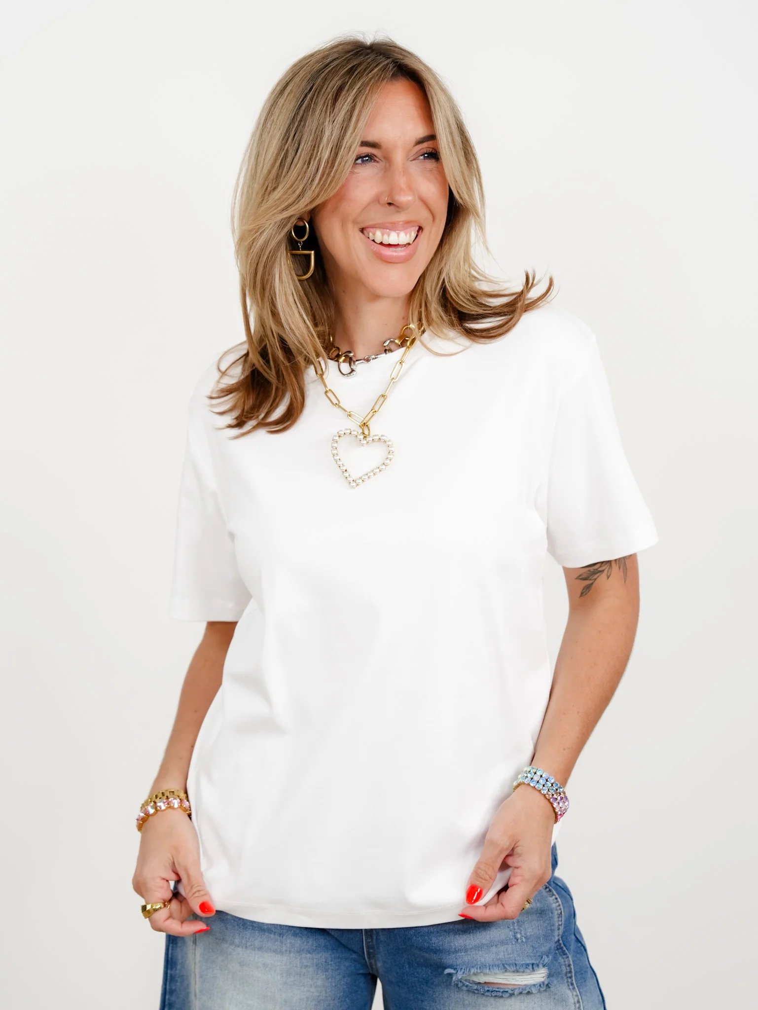 Solid Color Round Neck Short Sleeve Knit Top - Image 4