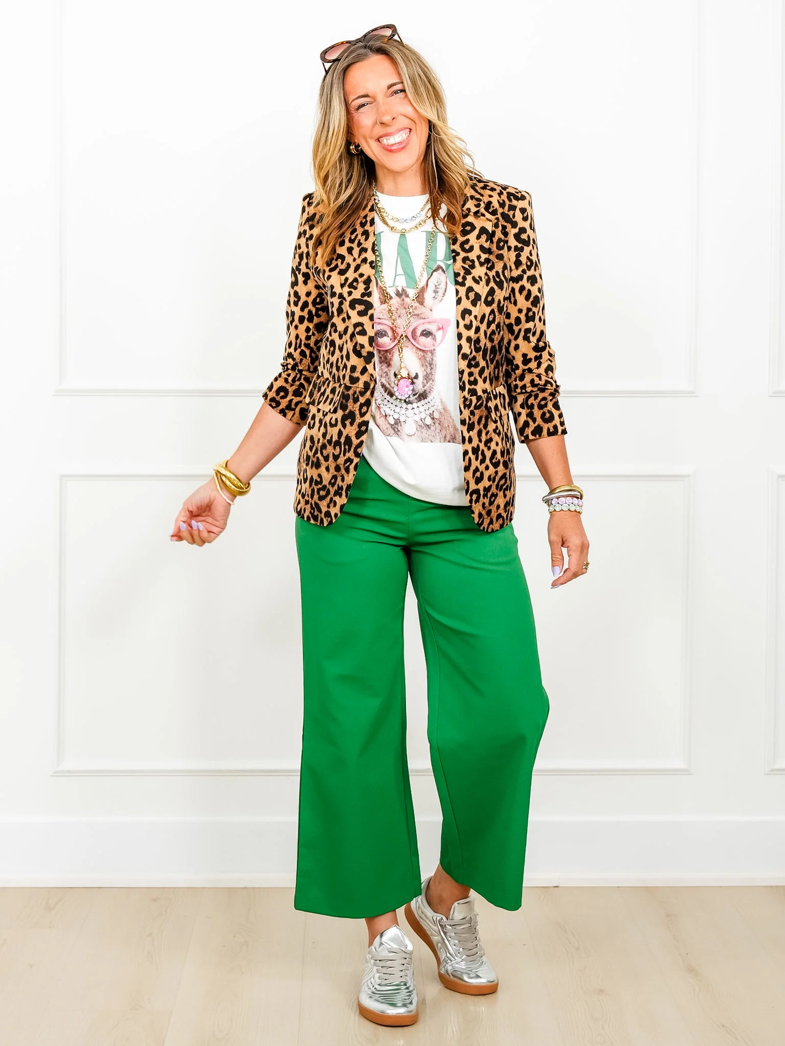 Solid Elastic Waist Wide Leg Pants - Image 4